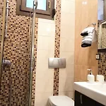 Gekas Deluxe كالامباكا