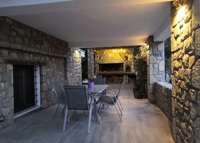 Gekas Deluxe Apartment